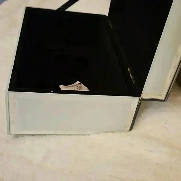 Jewelry Box  - Picture 6 of 7